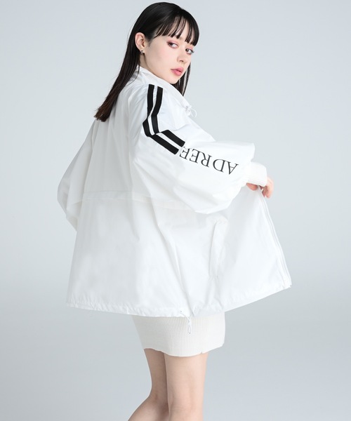 adree(アドリー)の「double line logo sleeve blouson/ダブルロゴスリーブブルゾン(ナイロンジャケット・レディース・ブラック/ホワイト・FREE)」の4枚目の写真