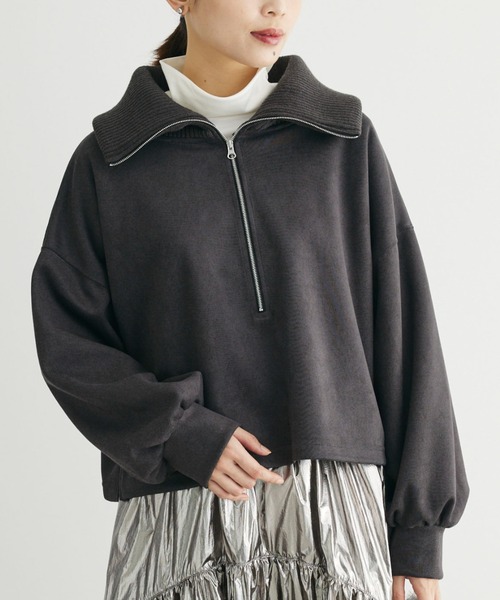 Green　Parks（グリーンパークス）の「・ELENCARE　DUE　スエードポンチハーフZIP（Tシャツ/カットソー・レディース・グレイッシュベージュ/モカ/チャコールグレー/アイボリー・FREE）」の3枚目の写真