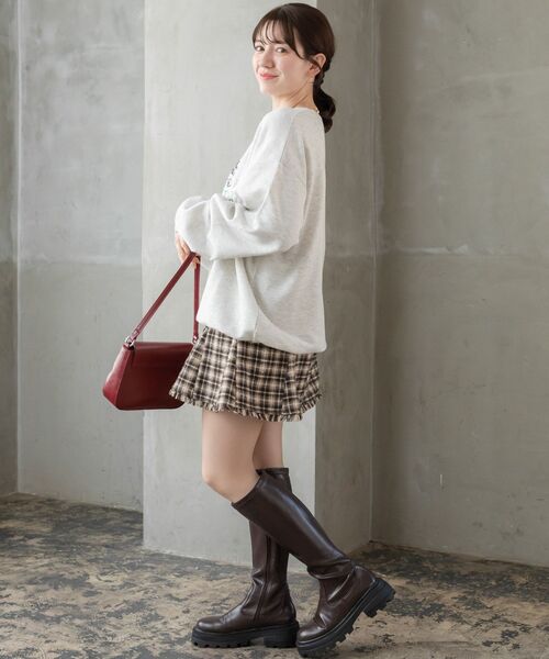 RETRO GIRL（レトロガール）の「BIG刺繍トレーナー（スウェット・レディース・レッド/ホワイト系その他/チャコールグレー・FREE）」の9枚目の写真