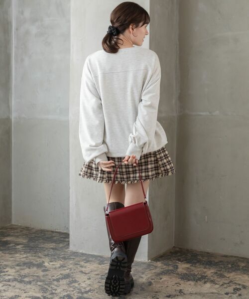 RETRO GIRL（レトロガール）の「BIG刺繍トレーナー（スウェット・レディース・レッド/ホワイト系その他/チャコールグレー・FREE）」の11枚目の写真