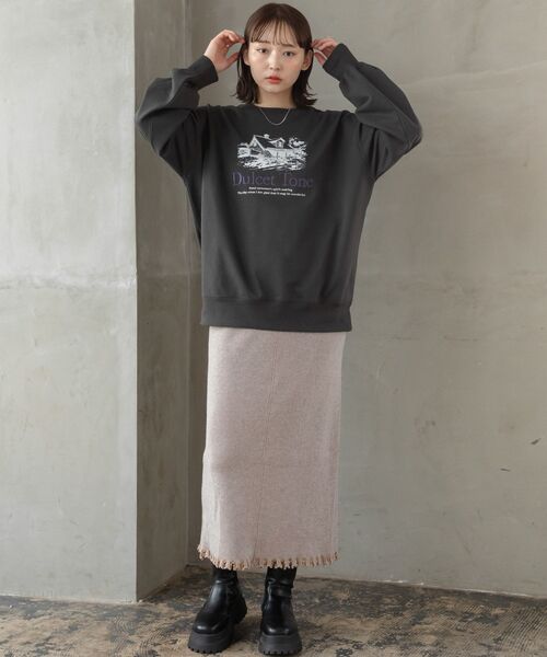 RETRO GIRL（レトロガール）の「BIG刺繍トレーナー（スウェット・レディース・レッド/ホワイト系その他/チャコールグレー・FREE）」の16枚目の写真