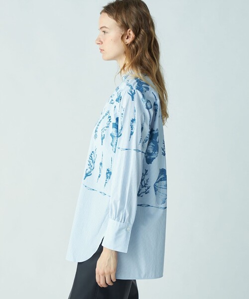 MACPHEE（マカフィー）の「マリンプリント チュニックシャツ（シャツ/ブラウス・レディース・ライトブルー・36）」の4枚目の写真