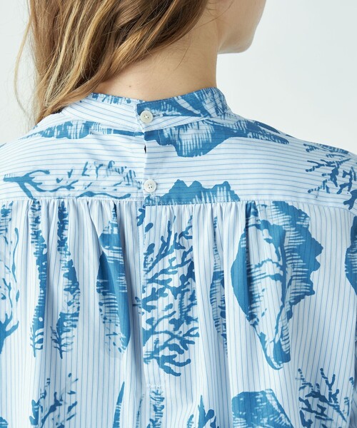MACPHEE（マカフィー）の「マリンプリント チュニックシャツ（シャツ/ブラウス・レディース・ライトブルー・36）」の7枚目の写真