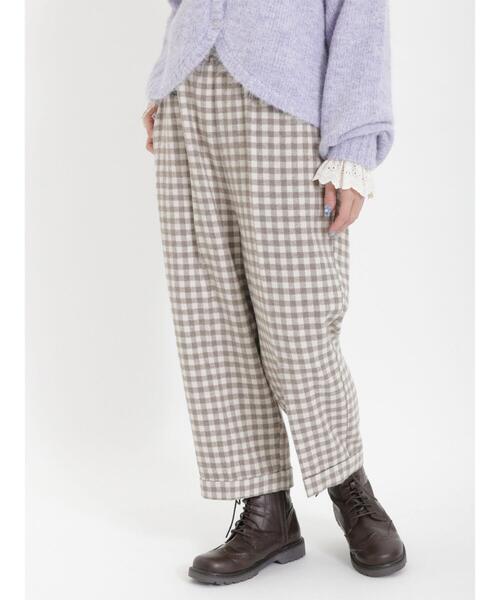 Samansa Mos2（サマンサ モスモス）の「センタープレスロールアップパンツ（その他パンツ・レディース・ブラック/キナリ/ベージュ/グレー・F）」の6枚目の写真