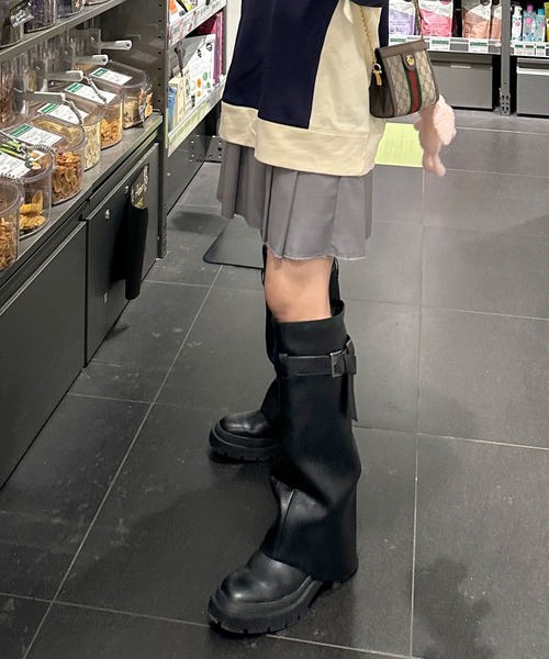 Alley by w closet（アリーバイダブルクローゼット）の「【Alley/SETアイテム】プリーツミニスカート+パンツ（スラックス・レディース・ライトグレー/ストライプ・FREE）」の16枚目の写真