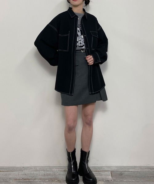 NICOLE CLUB(ニコル クラブ)の「配色ステッチルーズCPOシャツ(シャツ/ブラウス・レディース・ブラック/サックスブルー/ブルー/チャコール・MEDIUM)」の16枚目の写真