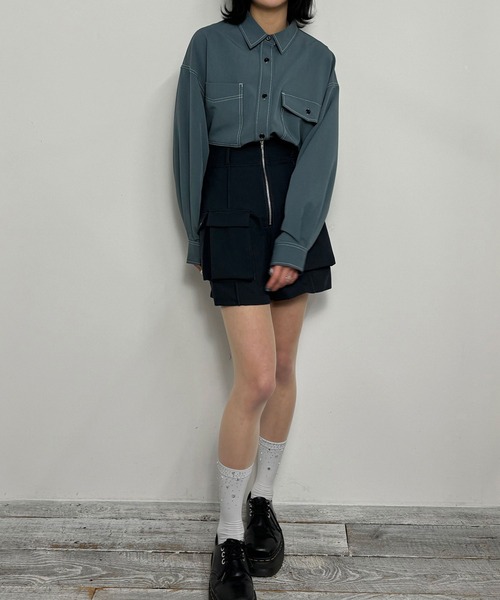 NICOLE CLUB(ニコル クラブ)の「配色ステッチルーズCPOシャツ(シャツ/ブラウス・レディース・ブラック/サックスブルー/ブルー/チャコール・MEDIUM)」の19枚目の写真
