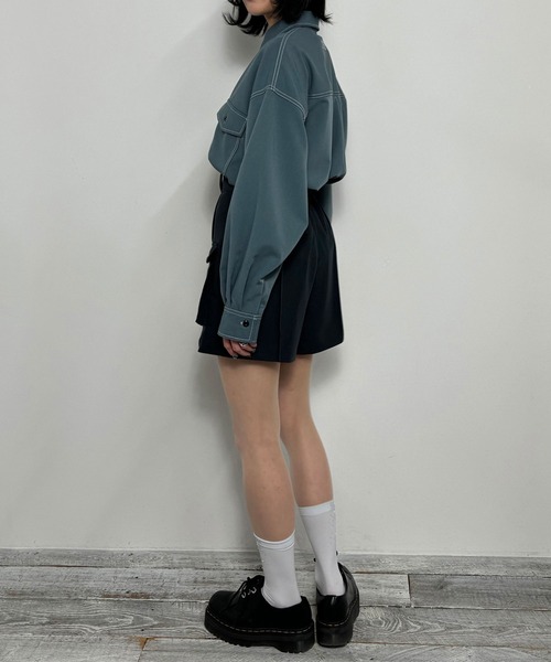 NICOLE CLUB(ニコル クラブ)の「配色ステッチルーズCPOシャツ(シャツ/ブラウス・レディース・ブラック/サックスブルー/ブルー/チャコール・MEDIUM)」の20枚目の写真