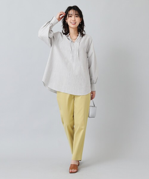 UNTITLED（アンタイトル）の「◆【ストレッチあり/ウエスト後ろゴム仕様】ツイルスティックパンツ（その他パンツ・レディース・オフホワイト/イエロー/ネイビー/グリーン・00/01/02/03/04/42/44/46/48/50）」の10枚目の写真