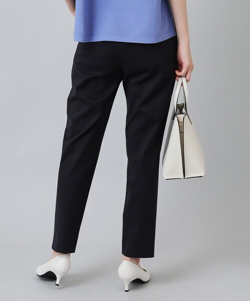 UNTITLED（アンタイトル）の「◆【ストレッチあり/ウエスト後ろゴム仕様】ツイルスティックパンツ（その他パンツ・レディース・オフホワイト/イエロー/ネイビー/グリーン・00/01/02/03/04/42/44/46/48/50）」の8枚目の写真