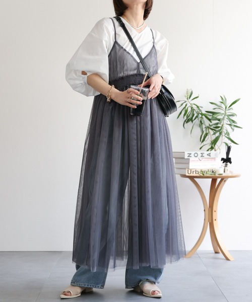ap retro(アプレトロ)の「チュールキャミワンピース(ワンピース・レディース・チャコールグレー/ブラック/オフホワイト/グレイッシュベージュ・FREE)」の3枚目の写真