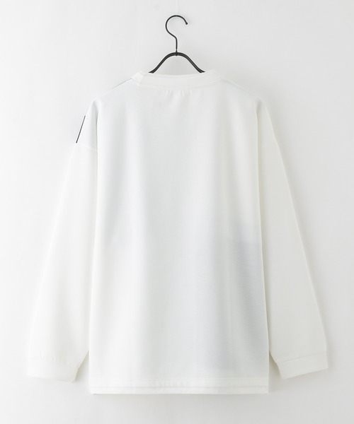 Blue Standard (ブルースタンダード)の「【BLUE STANDARD/ブルースタンダード】 ダンボール フェイクレイヤード切り替えクルーネック(Tシャツ/カットソー・メンズ・オフホワイト/グリーン/ブラック/ブルー・X-LARGE/LARGE/MEDIUM)」の9枚目の写真