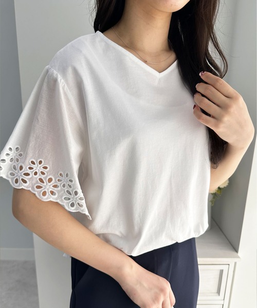 alotta(アロッタ)の「さらひやりコットン袖レースプルオーバー(Tシャツ/カットソー・レディース・ブルー/ホワイト/ライトベージュ/ブラック/ラベンダー・3L/L/4L/LL/M/5L)」の6枚目の写真