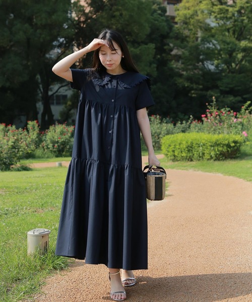 Fit more（フィットモア）の「フラワーレース襟ティアードワンピース（ワンピース・レディース・ブラック/ブルー/ホワイト/ネイビー・LONG/SHORT）」の13枚目の写真