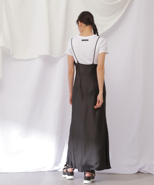 JILL by JILL STUART(ジルバイジルスチュアート)の「【eS】サテンナローキャミワンピース(ワンピース・レディース・ピンク/ブラック・FREE)」の15枚目の写真