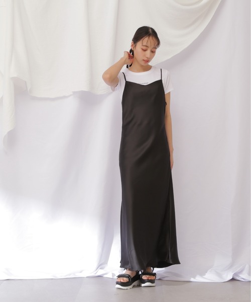JILL by JILL STUART(ジルバイジルスチュアート)の「【eS】サテンナローキャミワンピース(ワンピース・レディース・ピンク/ブラック・FREE)」の12枚目の写真