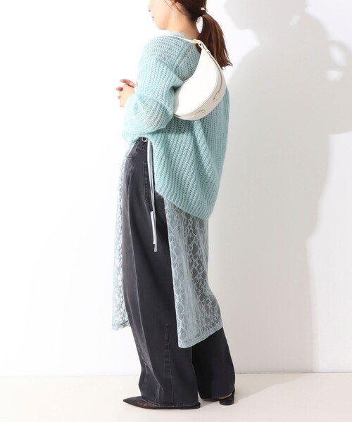 CHRISTIAN VILLA（クリスチャンヴィラ）の「【CHRISTIAN VILLA/クリスチャンヴィラ】ハーフムーンワンハンドルショルダーバッグ（ショルダーバッグ・レディース・ベージュ/ホワイト・FREE）」の4枚目の写真