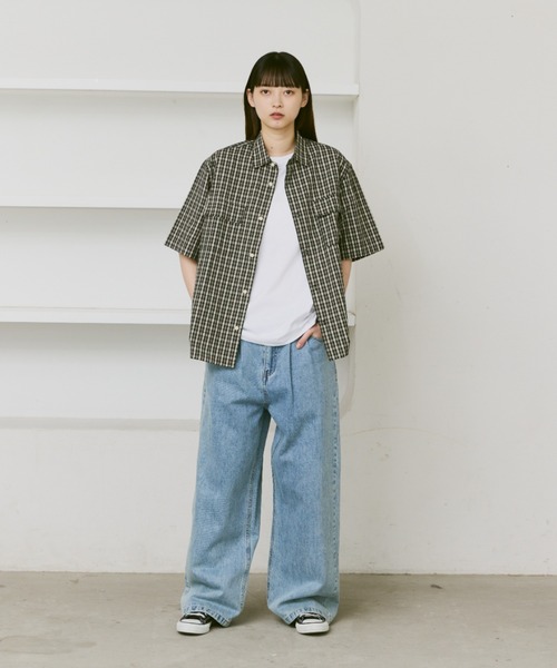 flaner（フラネ）の「Loose assort regular collar shirt / ルーズアソートレギュラーカラーシャツ（シャツ/ブラウス・レディース・ブラック/ブルー/アイボリー・LARGE/MEDIUM）」の16枚目の写真