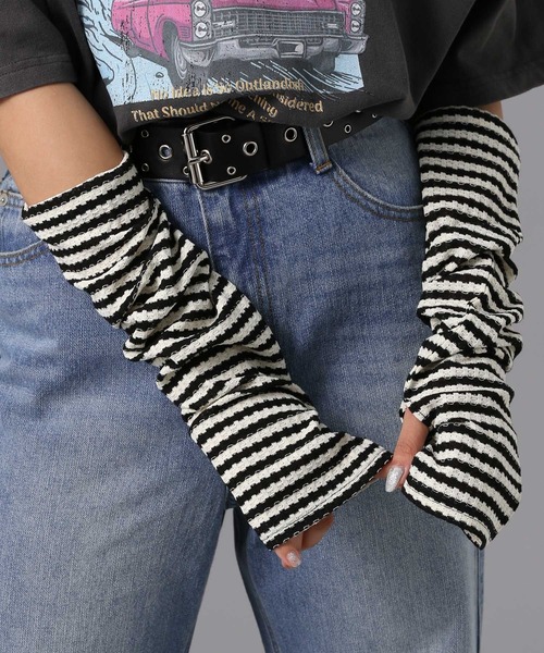 PAGEBOY(ページボーイ)の「アソートアームウォーマー(アームカバー・レディース・ブラック/ホワイト系その他・FREE)」の2枚目の写真