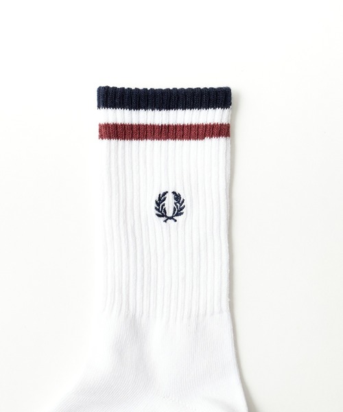 FRED PERRY（フレッドペリー）の「【WEB限定】[FRED PERRY/フレッドペリー] ワンポイントロゴ刺繍 ティップラインリブソックス（ソックス/靴下・レディース・ホワイト/ブラック/ネイビー・25-27/23-25）」の5枚目の写真