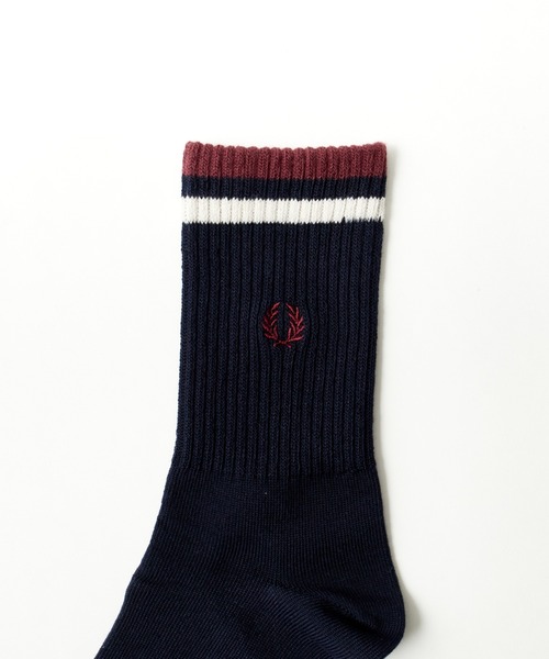 FRED PERRY（フレッドペリー）の「【WEB限定】[FRED PERRY/フレッドペリー] ワンポイントロゴ刺繍 ティップラインリブソックス（ソックス/靴下・レディース・ホワイト/ブラック/ネイビー・25-27/23-25）」の9枚目の写真