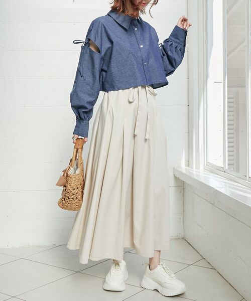 MAJESTIC LEGON(マジェスティックレゴン)の「オープンショルダーショートシャツ(シャツ/ブラウス・レディース・ホワイト系その他/ピンク系その他2/ネイビー/グレー系その他/ホワイト系その他2/オフホワイト/ブルー系その他2・MEDIUM)」の17枚目の写真