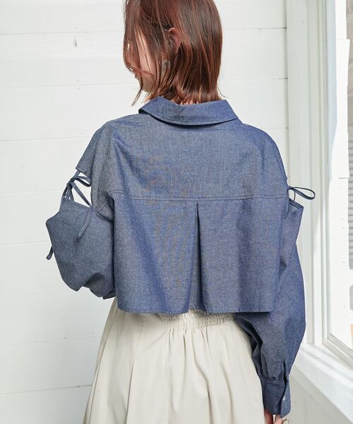 MAJESTIC LEGON(マジェスティックレゴン)の「オープンショルダーショートシャツ(シャツ/ブラウス・レディース・ホワイト系その他/ピンク系その他2/ネイビー/グレー系その他/ホワイト系その他2/オフホワイト/ブルー系その他2・MEDIUM)」の22枚目の写真