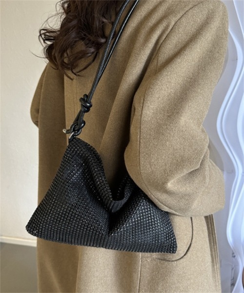 Ritzy(リッツィー)の「6色展開 キラキラショルダーバッグ(ショルダーバッグ・レディース・ブラック/シルバー/ゴールド/パープル/グリーン/ピンク・FREE)」の2枚目の写真