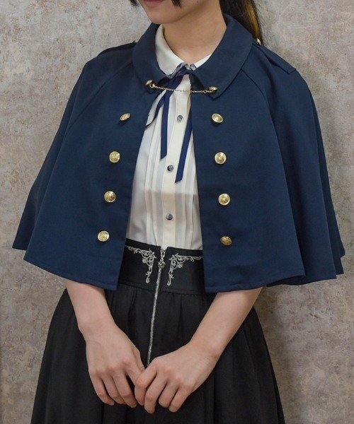 【新品タグ付き】プラチナフォックス ポンチョ ケープ 定価14万円 新品タグ付き】プラチナフォックス ポンチョ ケープ 定価14
