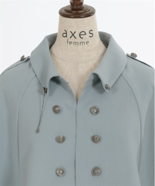axes femme（アクシーズファム）の「チェーン付きダブル釦ケープ