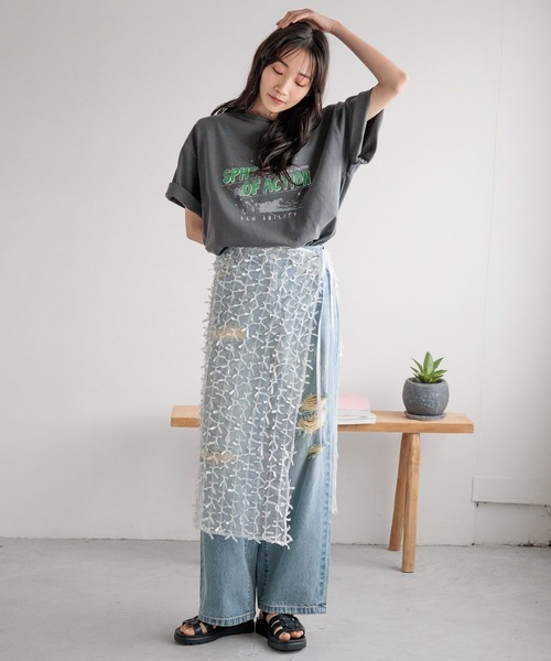 LOWRYS FARM(ローリーズファーム)の「リボンレースラップスカート 117913(スカート・レディース・ブラック/ホワイト・LONG/SHORT)」の5枚目の写真