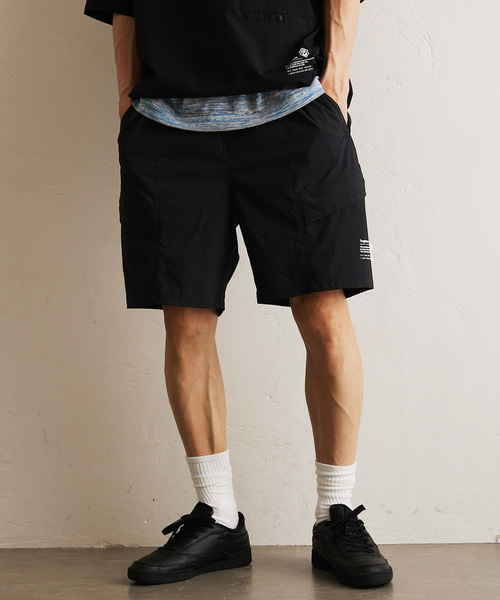 417 EDIFICE（フォーワンセブンエディフィス）の「”ワッシャーナイロン”ショートパンツ（その他パンツ・メンズ・ブラック・SMALL/MEDIUM/LARGE）」の4枚目の写真