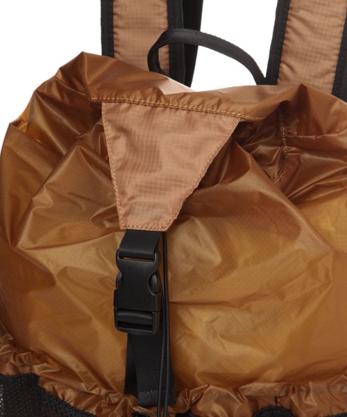 BAYFLOW（ベイフロー）の「[ペットボトルホルダー付き]コーデュラデイパック（バックパック/リュック・レディース・ブラック/ブラウン・FREE）」の15枚目の写真