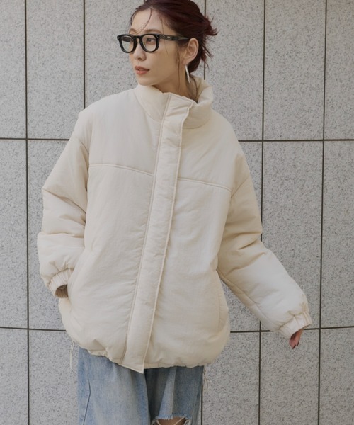 Auntie Rosa Holiday(アンティローザホリデー)の「※入荷禁止※中綿オーバーサイズコート / ブルゾン(ダウンジャケット/コート・レディース・グレー/ブラック/アイボリー/キャメル・FREE)」の5枚目の写真