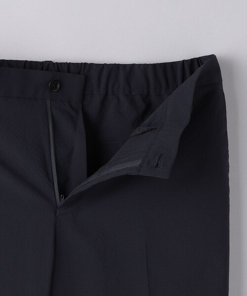 UNITED ARROWS(ユナイテッドアローズ)の「シアサッカーノープリーツパンツ COZY -撥水・ウォッシャブル・ストレッチ--(その他パンツ・メンズ・ダークグリーン/ネイビー・XXL/XL/M/S/L)」の3枚目の写真