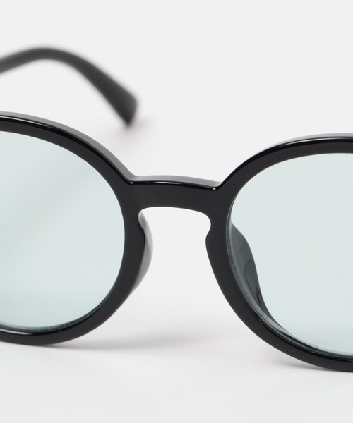 FOREVER 21（フォーエバー トゥエンティーワン）の「ラウンドサングラス（サングラス・レディース・ブルー/グリーン/グレー・FREE）」の6枚目の写真