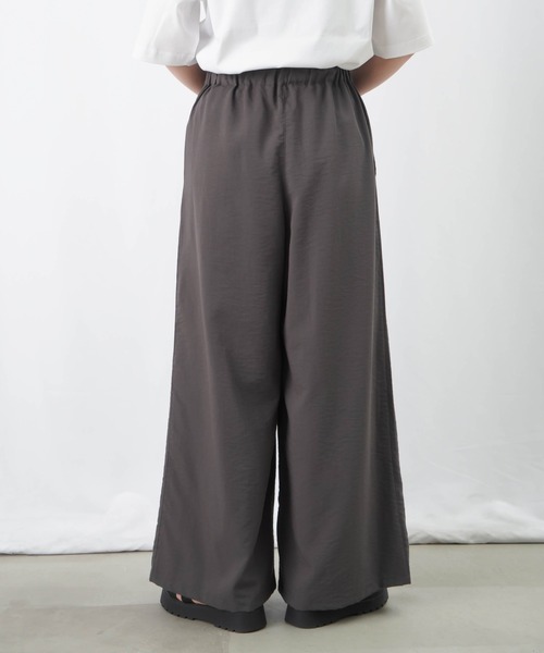 LUCA/LADY LUCK LUCA(ルカ/レディラックルカ)の「LC/LLL リネンライクイージーパンツ【セットアップ着用可】(その他パンツ・レディース・グレイッシュベージュ/チャコールグレー/ピンク・FREE)」の12枚目の写真