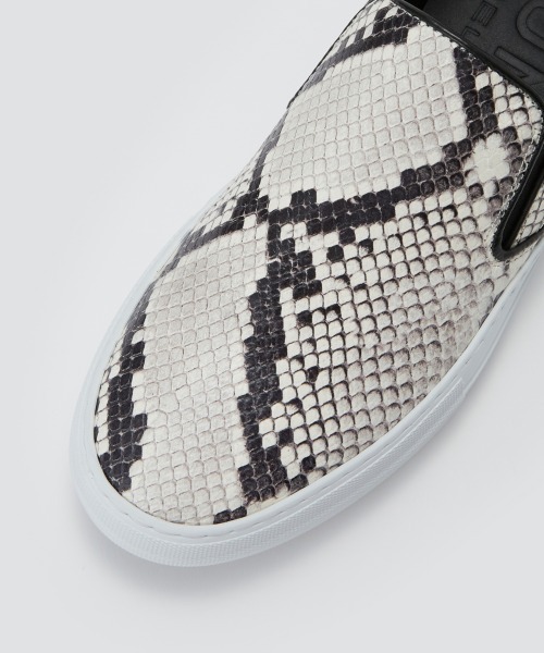 PELLICO SUNNY（ペリーコサニー）の「GIOIA ウィメンズ パイソン スリッポン 3.5㎝ BLACK/WHITE（スリッポン・レディース・ブラック×ホワイト・35/36/37/38/39）」の6枚目の写真