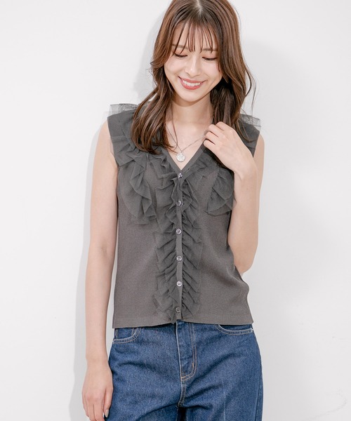 Jayro(ジャイロ)の「フリル付きニットノースリーブプルオーバー(Tシャツ/カットソー・レディース・チャコールグレー/ブラック/サックスブルー/オレンジ・M)」の11枚目の写真
