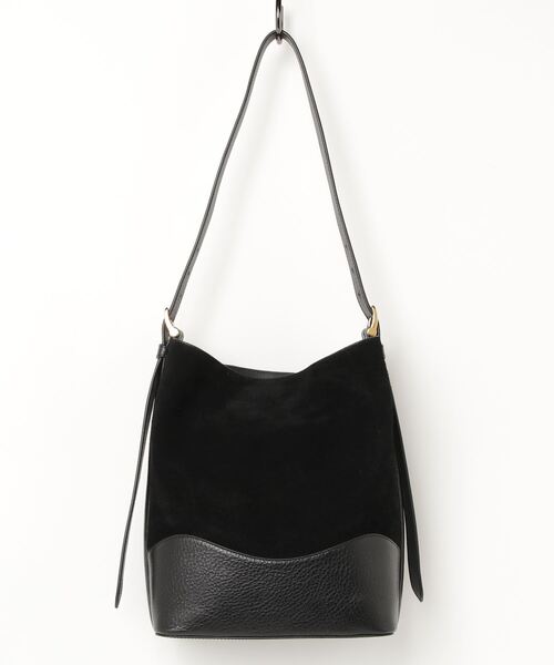 AMI Alexandre Mattiussi（アミアレクサンドルマテュッシ）の「AMI PARIS PANAME PANAME BUCKET BAG アミ パリス パンメパナメ バケット ショルダーバッグ（ショルダーバッグ・レディース・ブラック・FREE）」の5枚目の写真