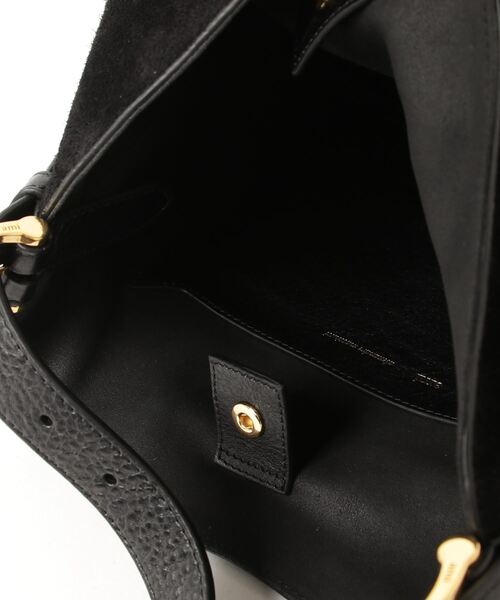 AMI Alexandre Mattiussi（アミアレクサンドルマテュッシ）の「AMI PARIS PANAME PANAME BUCKET BAG アミ パリス パンメパナメ バケット ショルダーバッグ（ショルダーバッグ・レディース・ブラック・FREE）」の3枚目の写真
