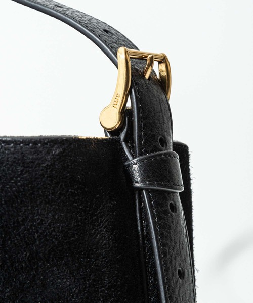 AMI Alexandre Mattiussi（アミアレクサンドルマテュッシ）の「AMI PARIS PANAME PANAME BUCKET BAG アミ パリス パンメパナメ バケット ショルダーバッグ（ショルダーバッグ・レディース・ブラック・FREE）」の9枚目の写真