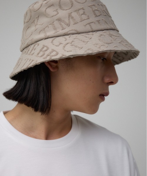 AZUL by moussy(アズールバイマウジー)の「総柄パイルジャガードバケットハット(ハット・メンズ・ライトカーキ/ホワイト/ブラック・FREE)」の3枚目の写真
