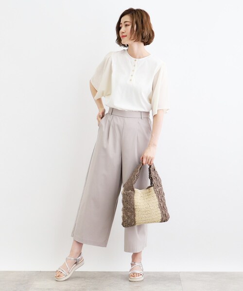 grove(グローブ)の「◆<接触冷感・UVカット・前後2WAY>異素材スリーブプルオーバー(Tシャツ/カットソー・レディース・レンガ/モスグリーン/オフホワイト/ブラック・02/03/04/05/01)」の6枚目の写真