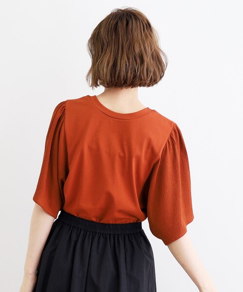 grove(グローブ)の「◆<接触冷感・UVカット・前後2WAY>異素材スリーブプルオーバー(Tシャツ/カットソー・レディース・レンガ/モスグリーン/オフホワイト/ブラック・02/03/04/05/01)」の14枚目の写真