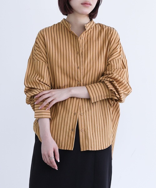 n'OrLABEL（ノアールレーベル）の「『バンドカラーストライプ柄シャツ』（シャツ/ブラウス・レディース・ネイビー/ブラウン/グリーン・1/2）」の18枚目の写真