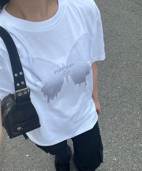 fiere(フィエール)の「バタフライプリント半袖Tシャツ(Tシャツ/カットソー・レディース・A/B/C・MEDIUM/LARGE)」の3枚目の写真