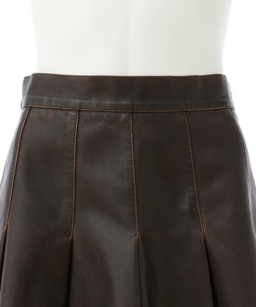 INGNI（イング）の「ヴィンテージライクフェイクレザープリーツ