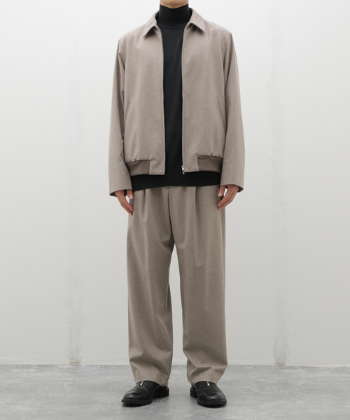 ATON(エイトン)の「ATON(エイトン) MERINO COLLEGE FLANNEL WIDE PANTS PRAGCW0900(スラックス・メンズ・ベージュ/ブラック・6/4)」の18枚目の写真