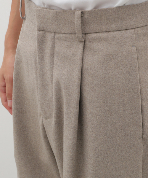ATON(エイトン)の「ATON(エイトン) MERINO COLLEGE FLANNEL WIDE PANTS PRAGCW0900(スラックス・メンズ・ベージュ/ブラック・6/4)」の13枚目の写真